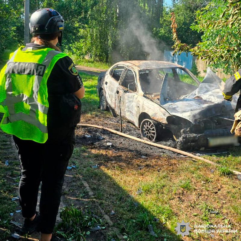 Ворог атакував цивільне авто на Харківщині: є постраждалі (фото)