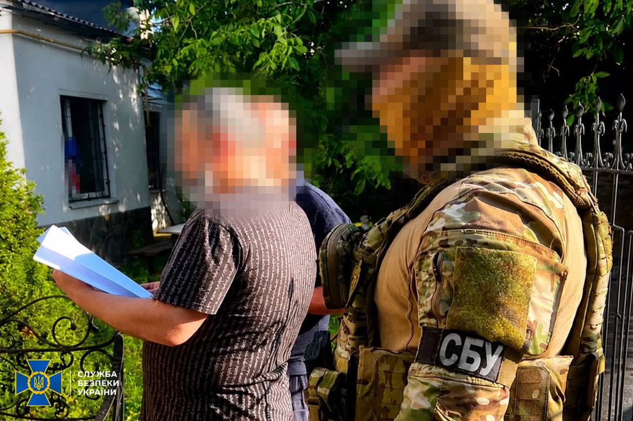 Харківський адвокат організував схему фіктивного працевлаштування ухилянтів