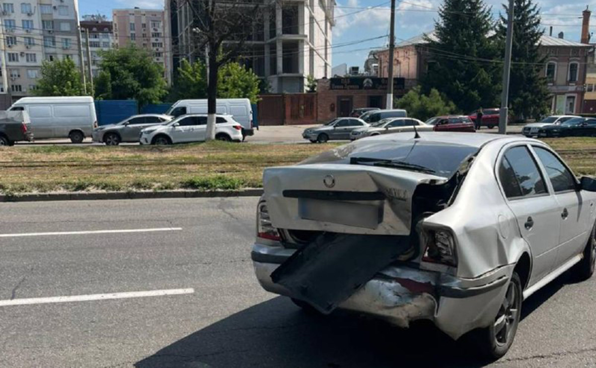 У Харкові сталася смертельна ДТП: загинули двоє людей