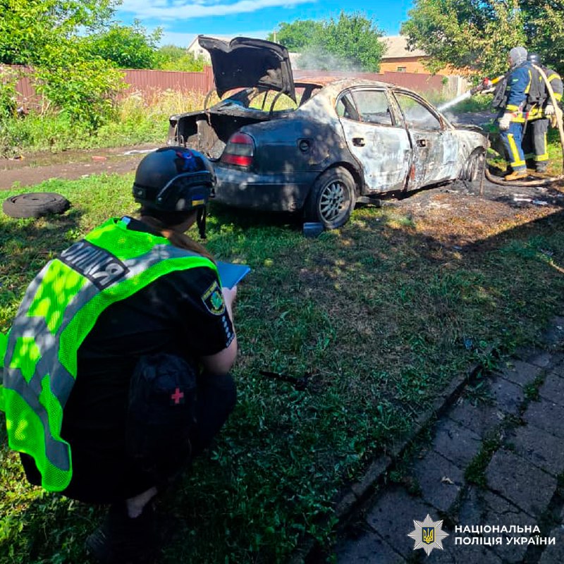 Ворог атакував цивільне авто на Харківщині: є постраждалі (фото)