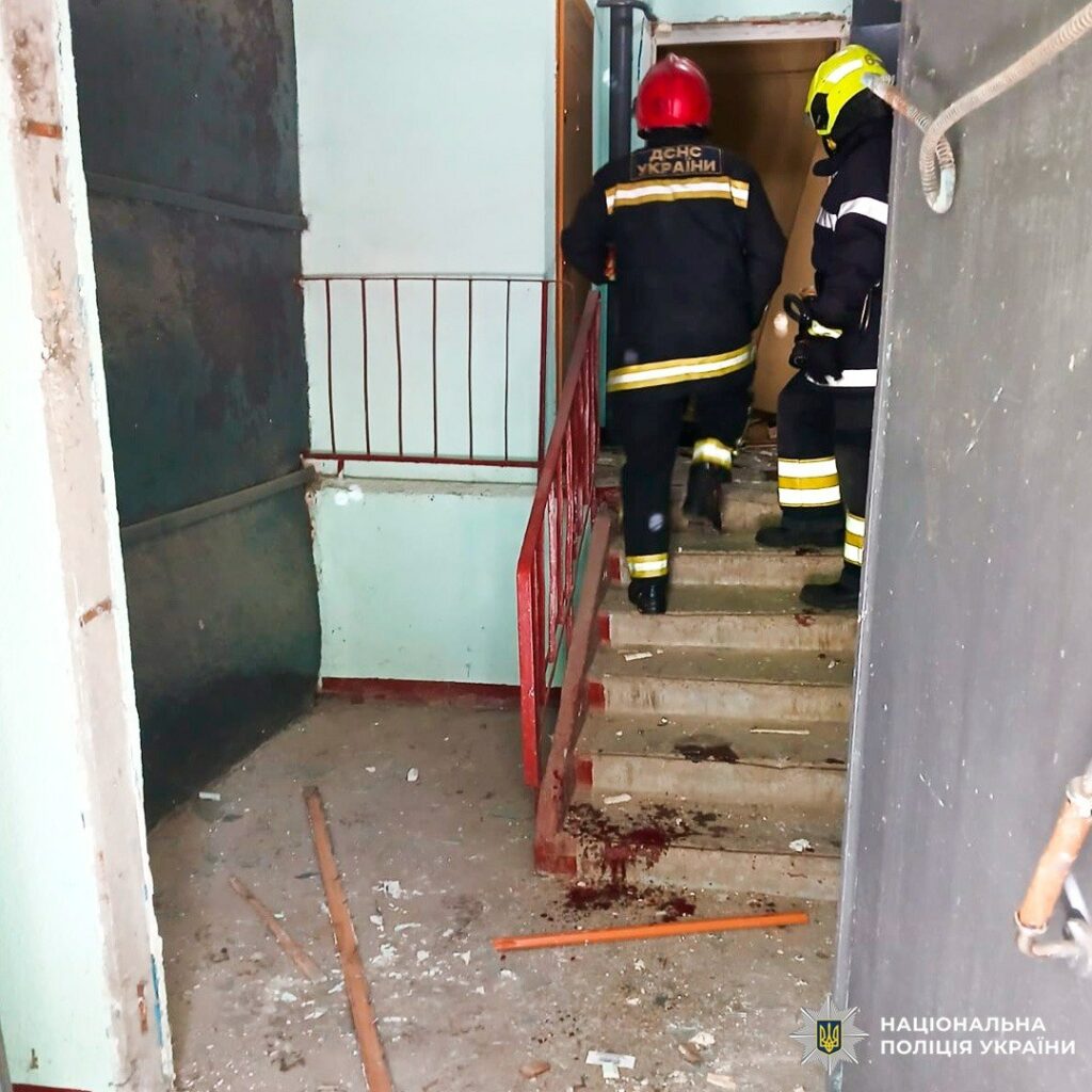 В одній із квартир Харкова стався вибух: постраждала дівчина (фото)