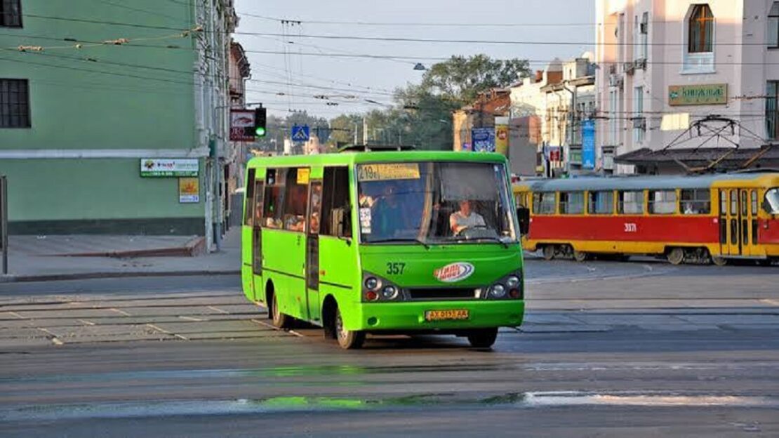 13.07.2026 рух транспорту на вул. Дмитрівській буде заборонений 