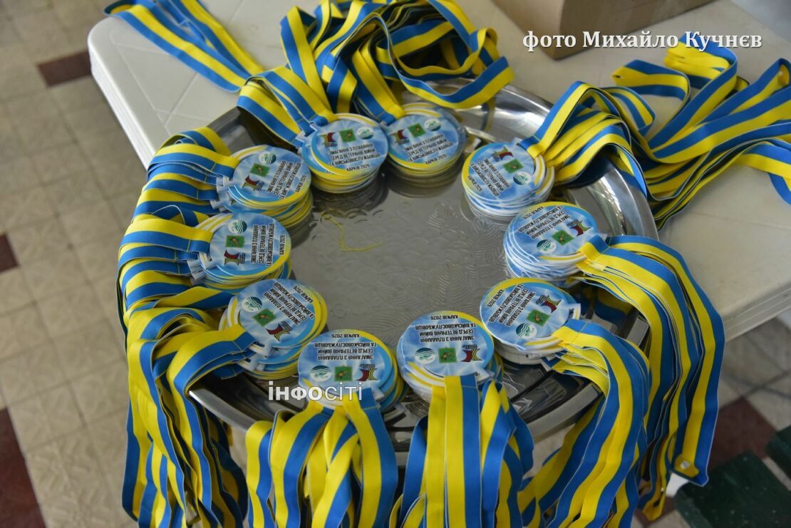 У Харкові провели змагання з плавання для ветеранів і військовослужбовців (фото)