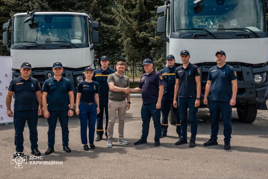 Харківські сапери отримали техніку для розмінування (фото)