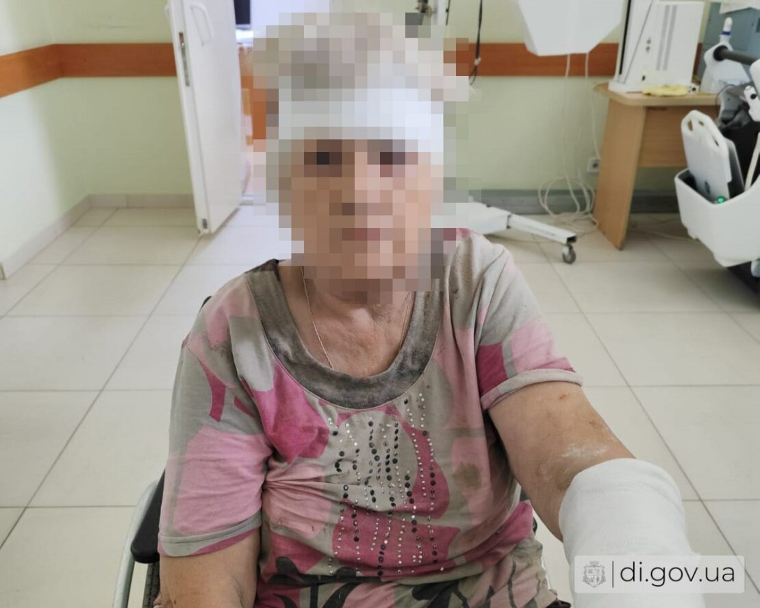 Росіяни вдарили КАБ по Слатиному на Харківщині (фото)