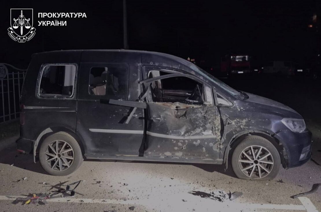 Вночі ворожі дрони атакували три райони Харкова (фото)