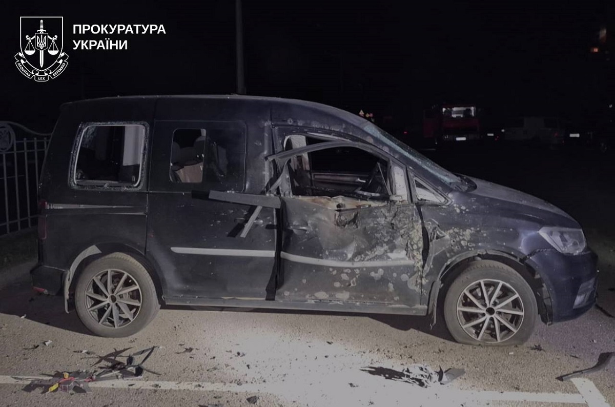 Вночі ворожі дрони атакували три райони Харкова (фото)