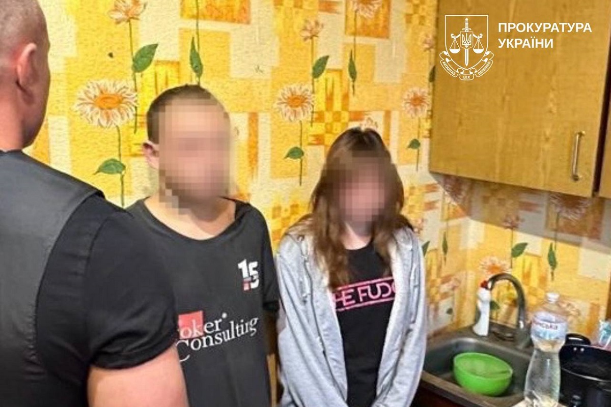 Затримано пару, яка полювала за військовими та готувала теракт у Харкові