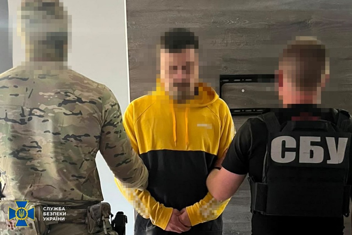 СБУ затримала агента фсб, який коригував атаки рф по Харківщині