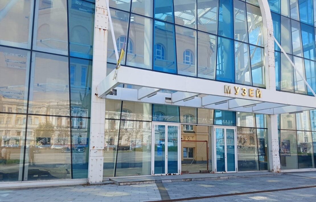 У Харкові відкрилася виставка «Права в наших руках» від Amnesty International Ukraine