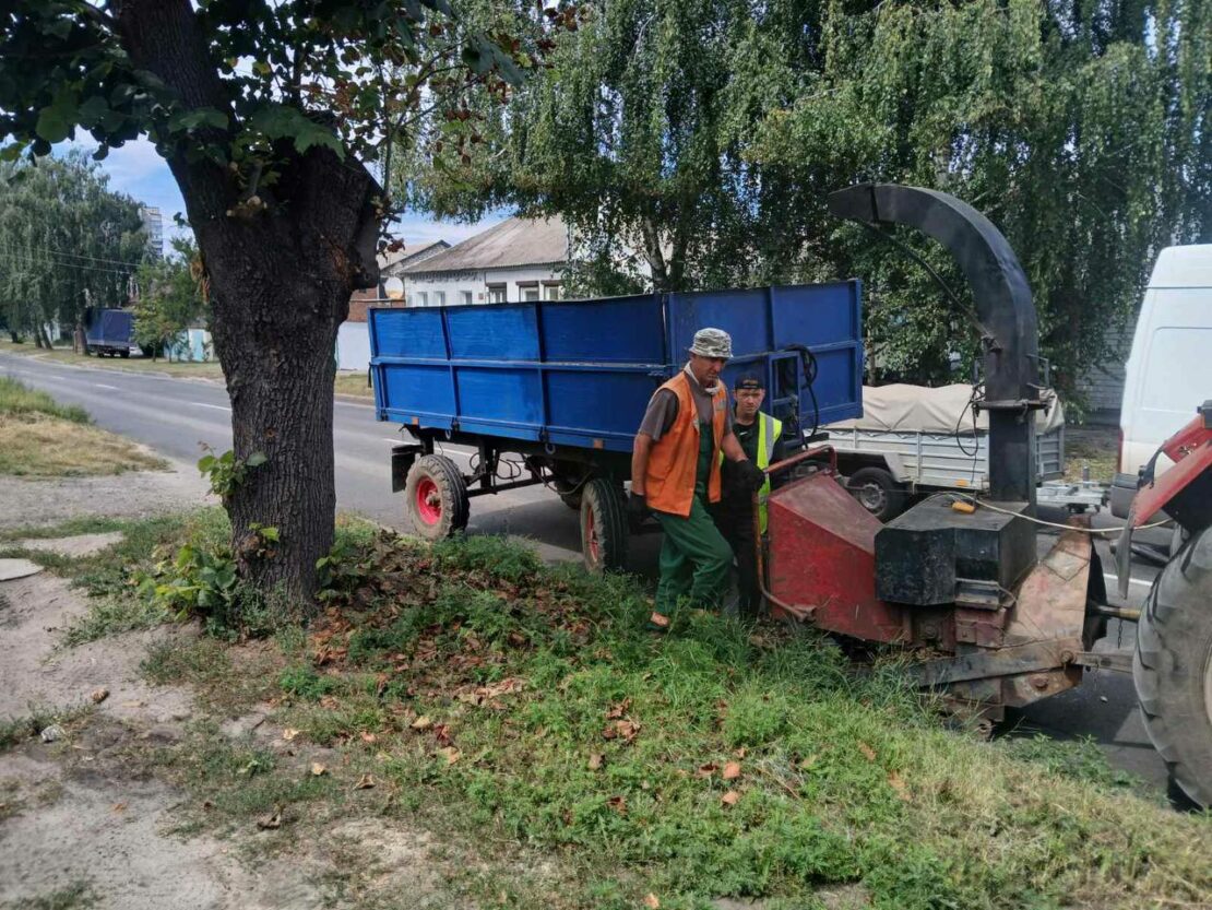 Харківські комунальники впорядковують приватний сектор (фото)