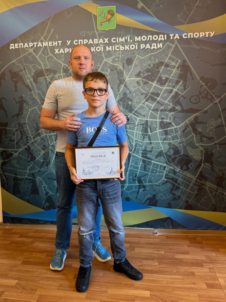 Харківських кікбоксерів відзначили Подяками міського голови (фото)