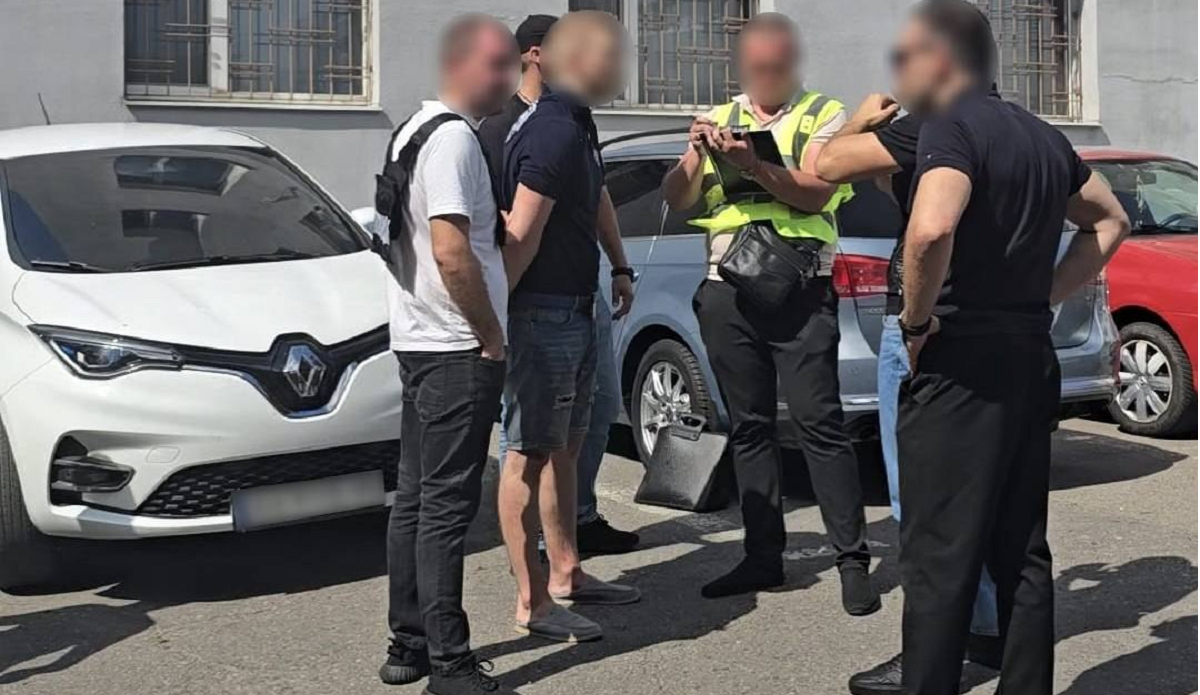 У Харкові молодик пропонував «відкупитися» від розшуку ТЦК