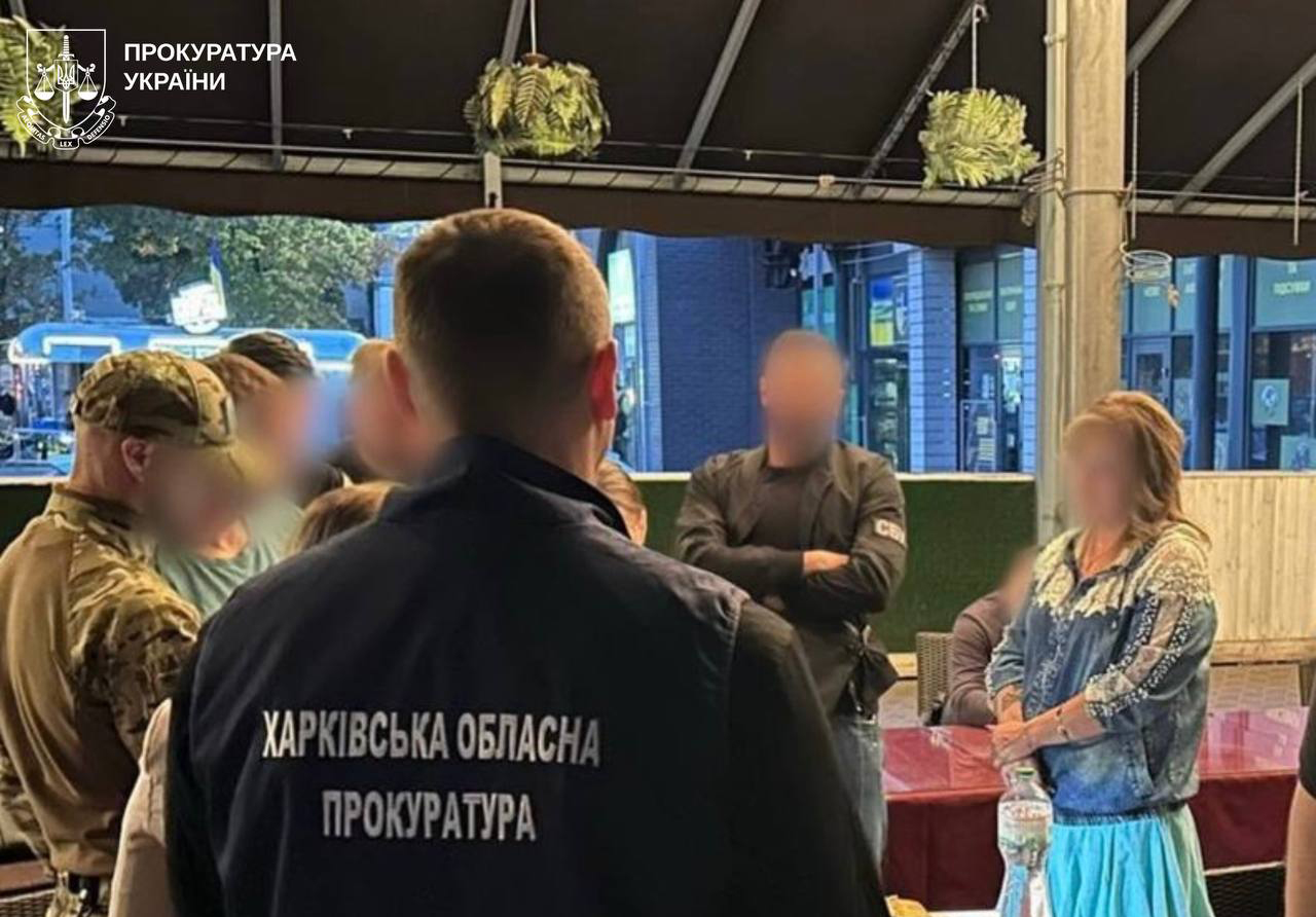 У Харкові засудили жінку, яка обіцяла «списати» військового зі служби