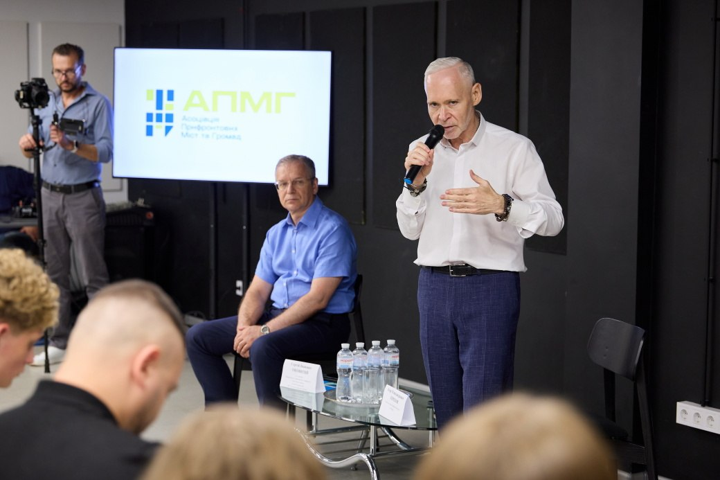 Ігор Терехов зустрівся зі студентами та аспірантами закладів вищої освіти Дніпра (фото)