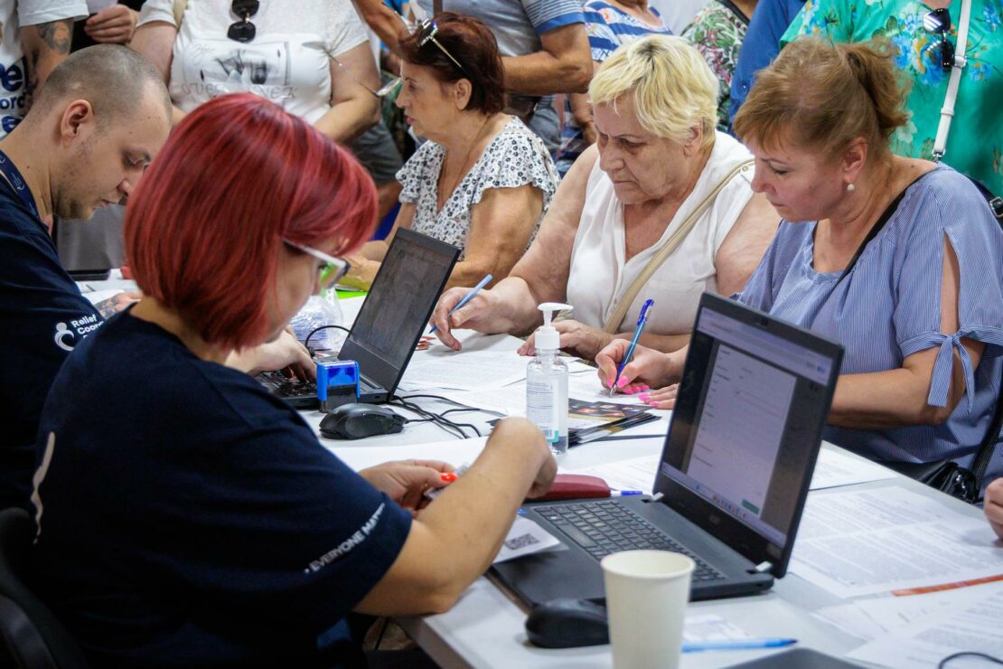 На Харківщині триває евакуація цивільного населення з небезпечних територій