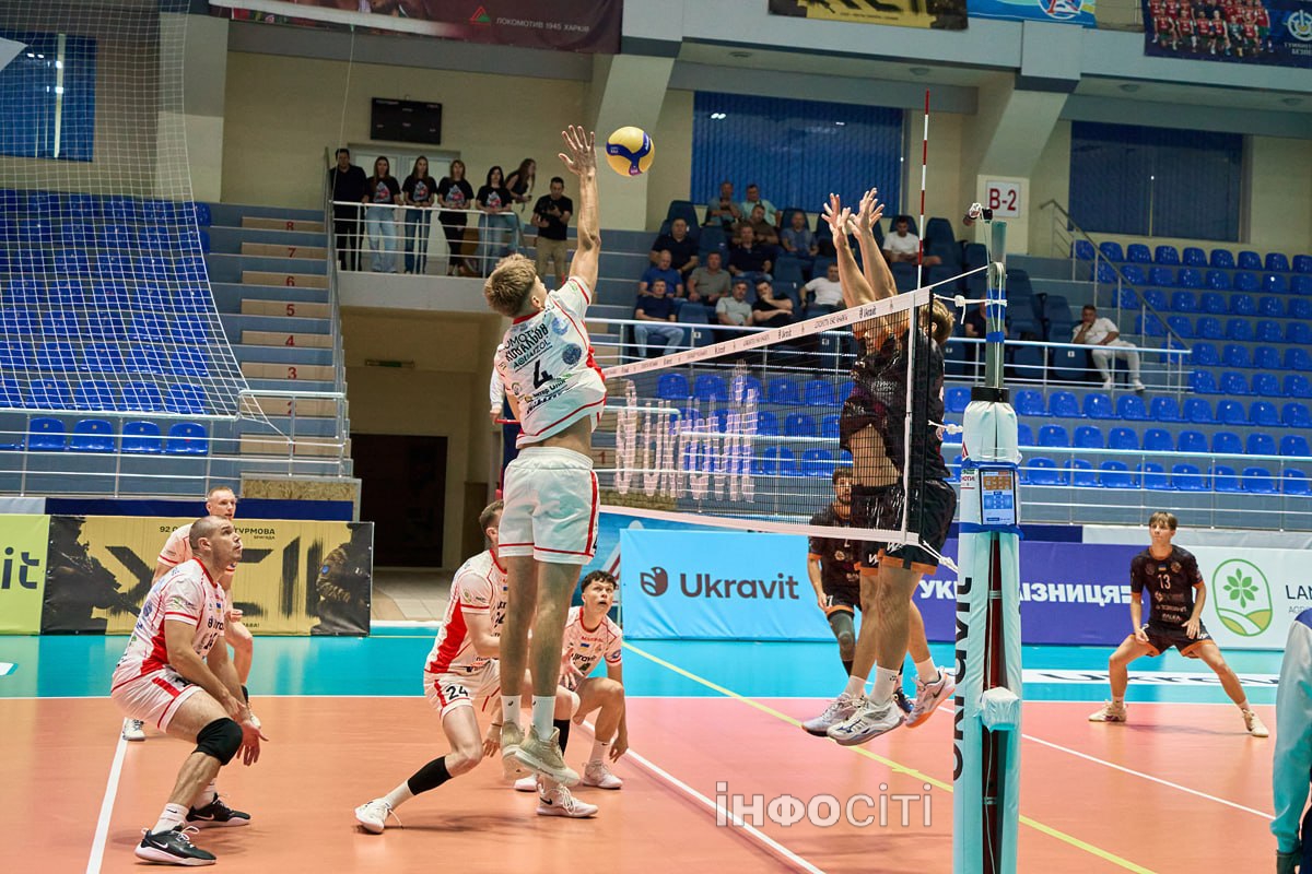 Завершився турнір з волейболу, присвячений Дню визволення Харкова та Дню Незалежності України (фото)