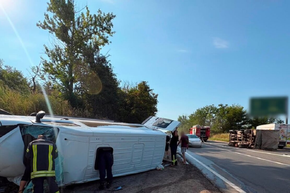 Поліція встановлює обставини ДТП біля Покотилівки на Харківщині