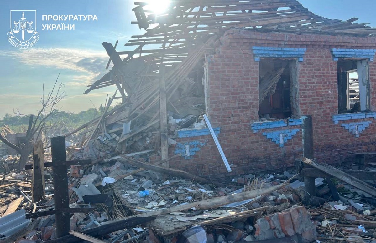 Вночі росіяни атакували дронами село Леб’яже: є загиблі та постраждалі