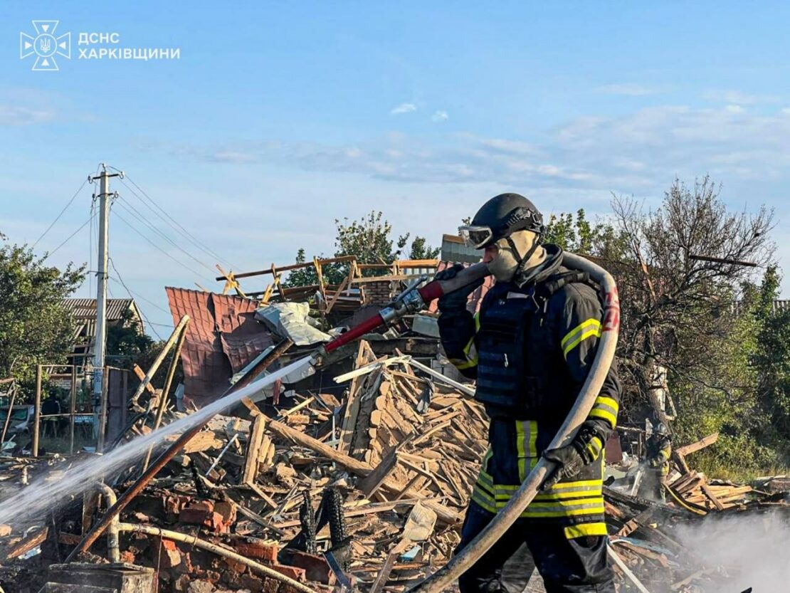 Вночі росіяни атакували дронами село Леб’яже: є загиблі та постраждалі