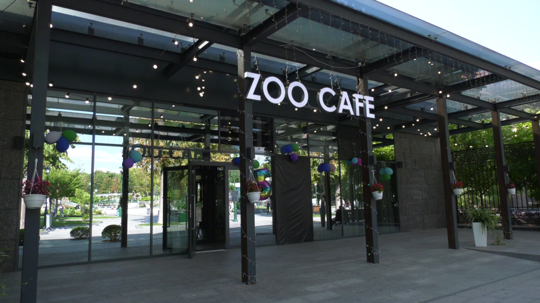 Затишні зустрічі та власна смачна історія: харківському ZOO кафе виповнилося п’ять років