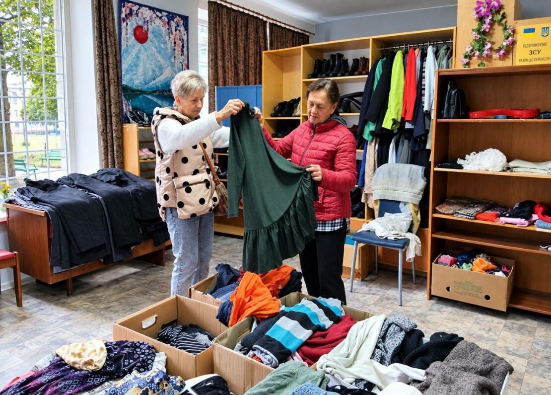 У Немишлянському районі працює пункт “Допоможи ближньому” (фото)