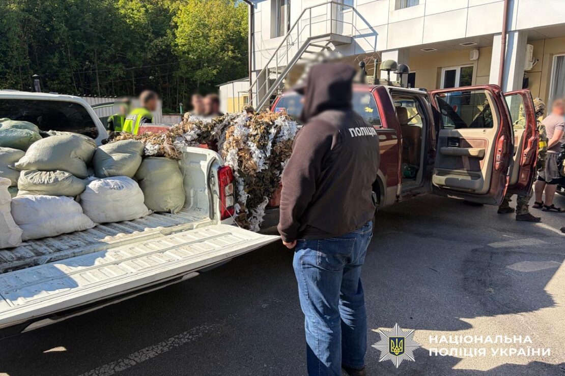 На Харківщині затримали чоловіка під час продажу 500 кг тротилу за 17 тисяч доларів