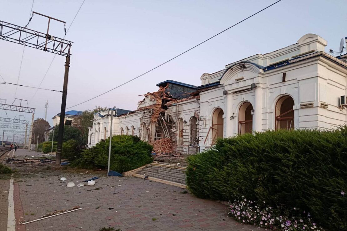 Вокзал в Берестині на Харківщині пошкоджено ударом БпЛА