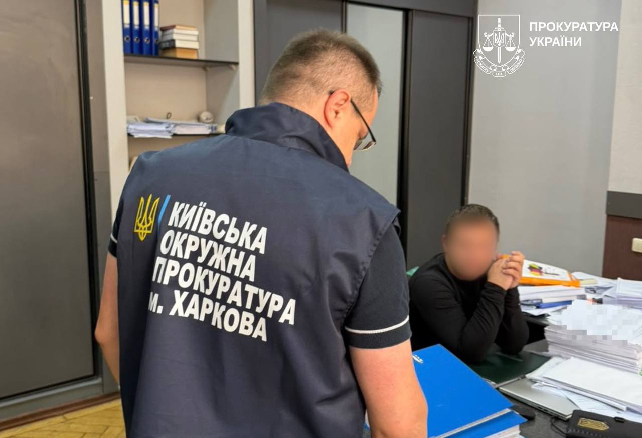 У Харкові судитимуть таксиста, який вивіз військового з частини