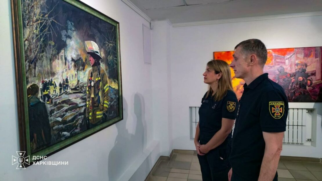 У Харкові відкрили мистецький проєкт, присвячений рятувальникам (фото)