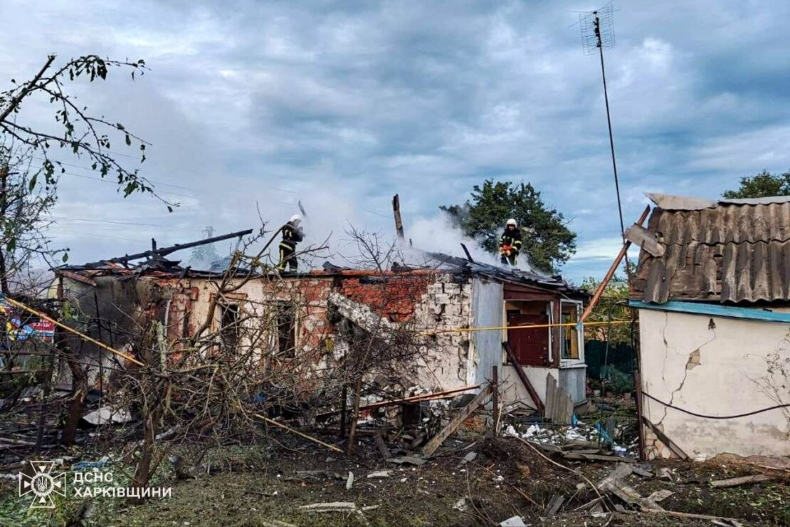 В Ізюмському районі ліквідували пожежі після обстрілів (фото)