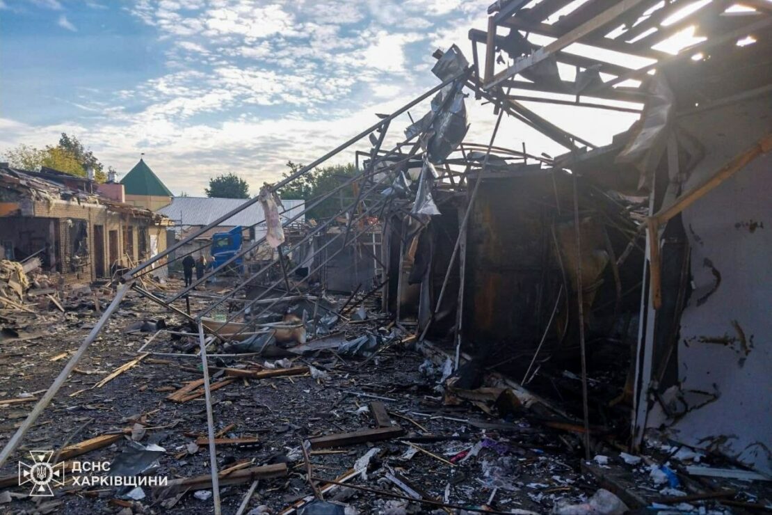 В Ізюмському районі ліквідували пожежі після обстрілів (фото)