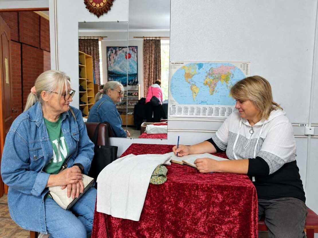 У Немишлянському районі працює пункт “Допоможи ближньому” (фото)