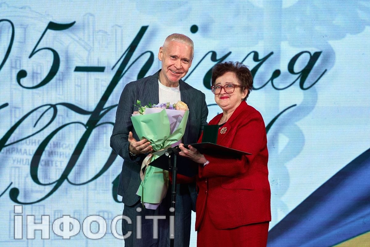 Ігор Терехов привітав колектив фармацевтичного університету (фото)