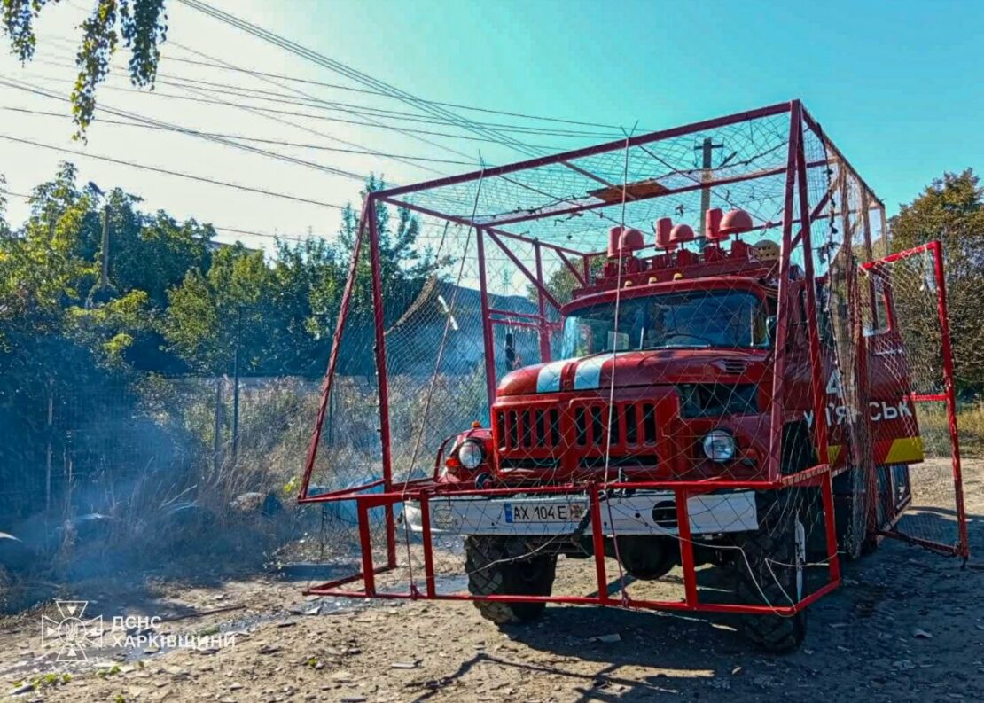 Окупанти двічі атакували Шевченкове на Харківщині, виникли пожежі