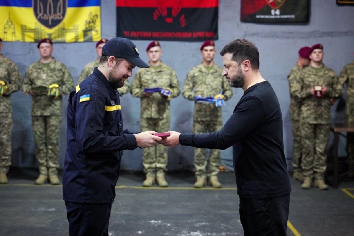 Харківського рятувальника Ігоря Шкатова нагородили орденом «За мужність» ІІІ ступеня