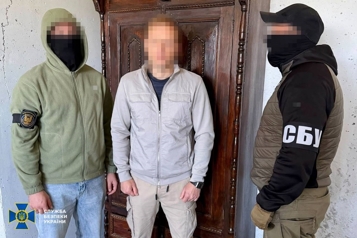 СБУ викрила зрадника в елітній бригаді десантників